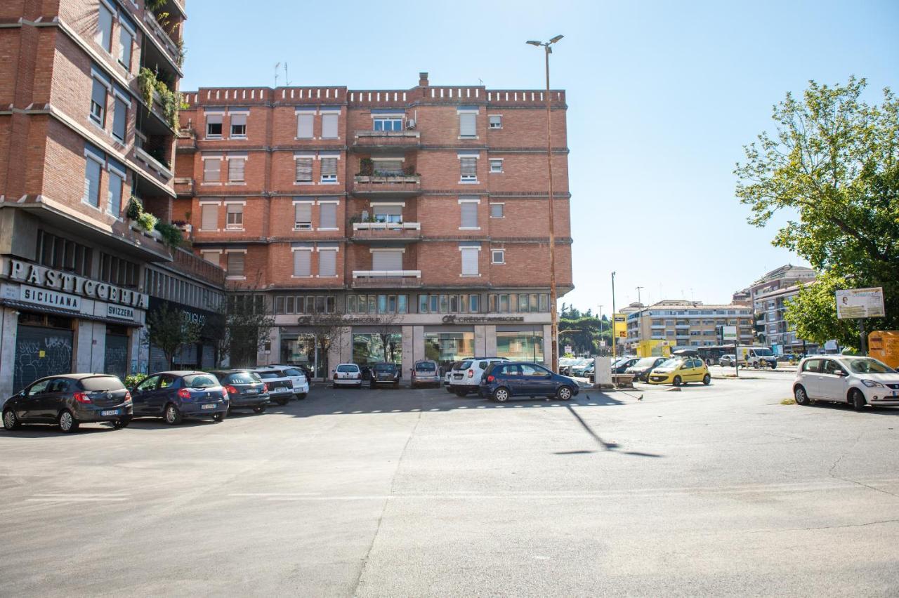 Clover - 13 Piazza Pio XI Rome Exterior photo